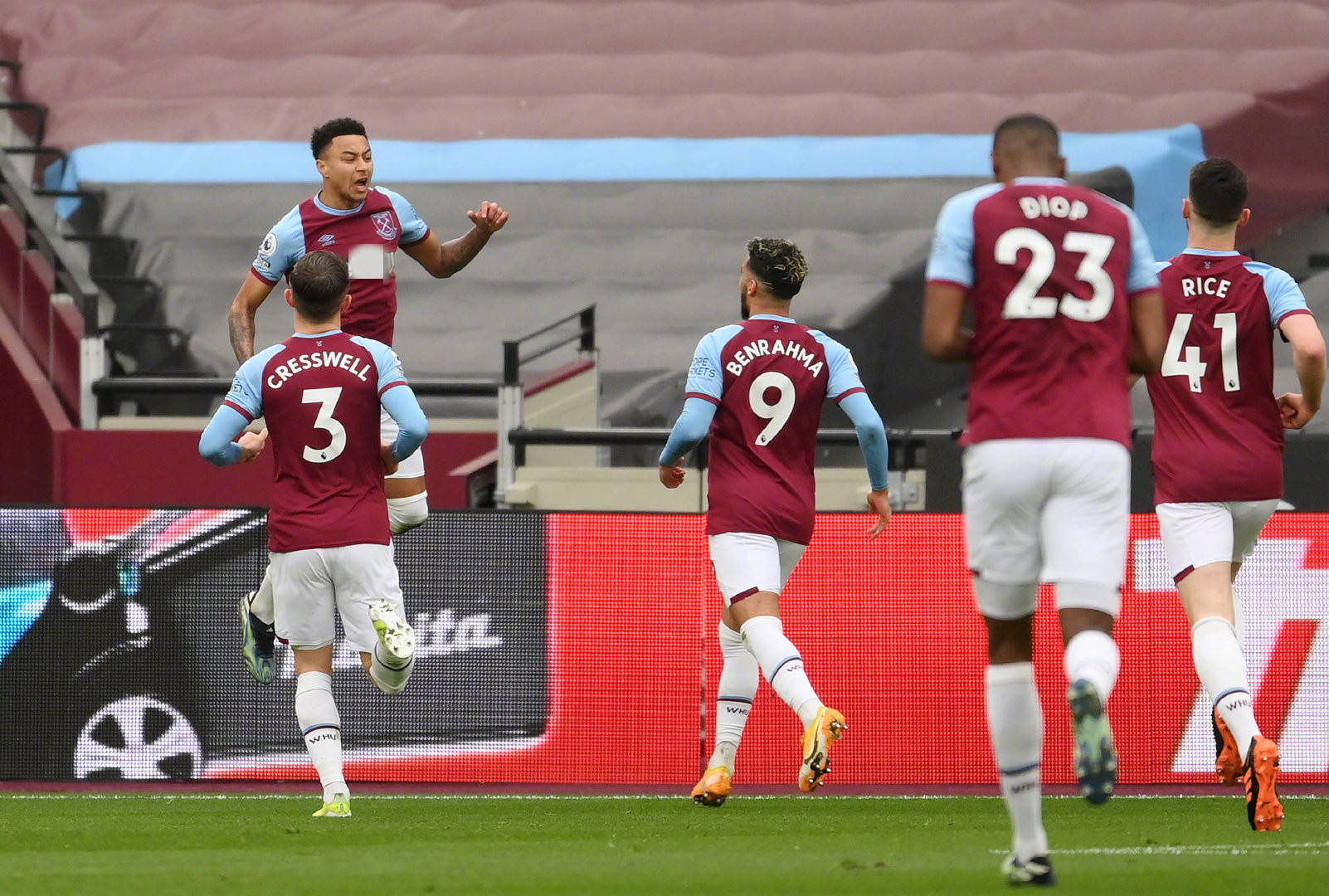 最大程度的 最大程度的